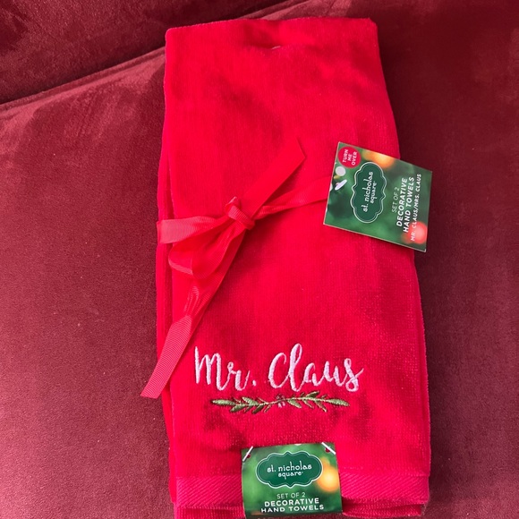 Holiday Linen Bundle Towels 9 pieces - Picture 3 of 7